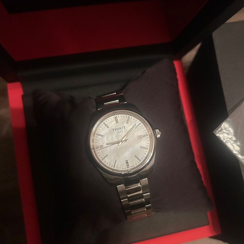 Tissot T-Wave Diamonds Certificate with Black and White Design